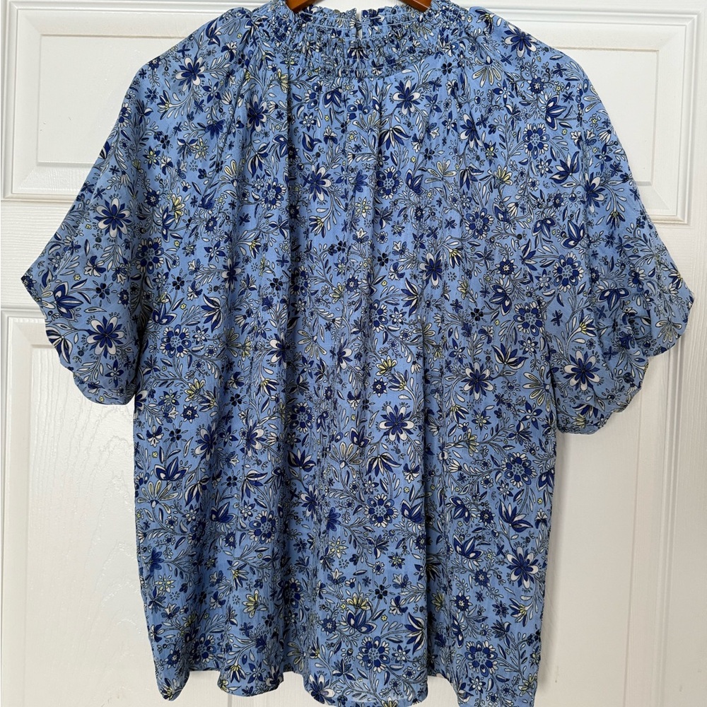 LOFT Blue Floral Women's Blouse